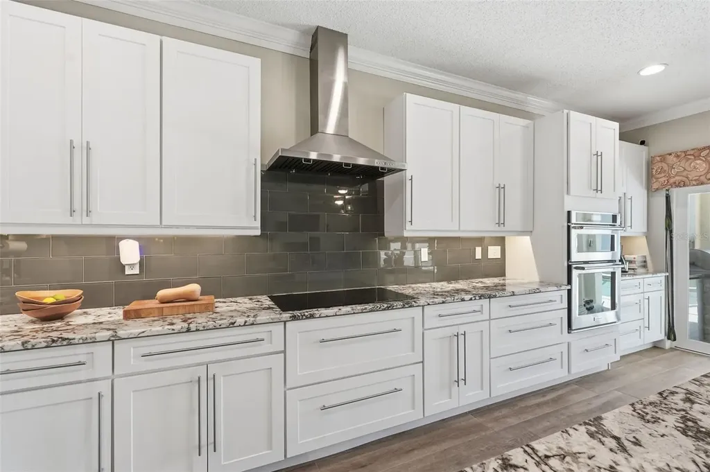 2706 Sierra Vista Way Holiday FL 34691