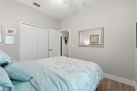 2706 Sierra Vista Way Holiday FL 34691
