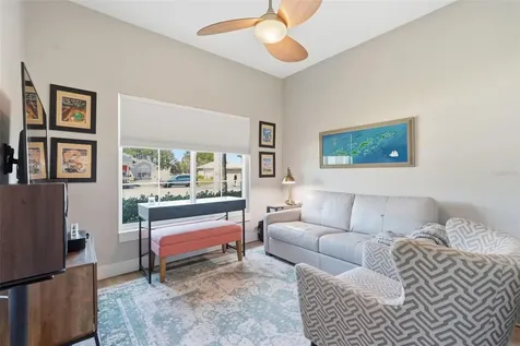 2706 Sierra Vista Way Holiday FL 34691