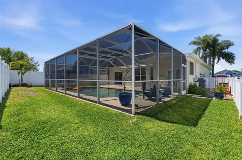 2706 Sierra Vista Way Holiday FL 34691