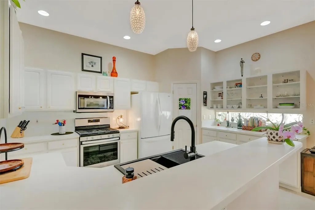 6271 Sturbridge Court Sarasota FL 34238