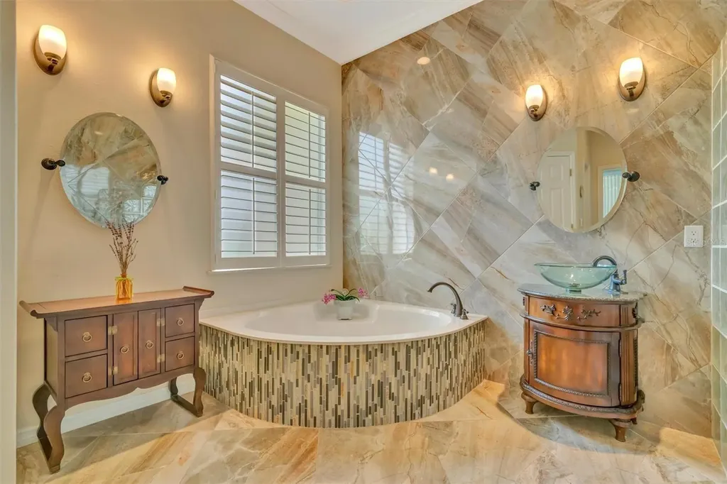 6271 Sturbridge Court Sarasota FL 34238