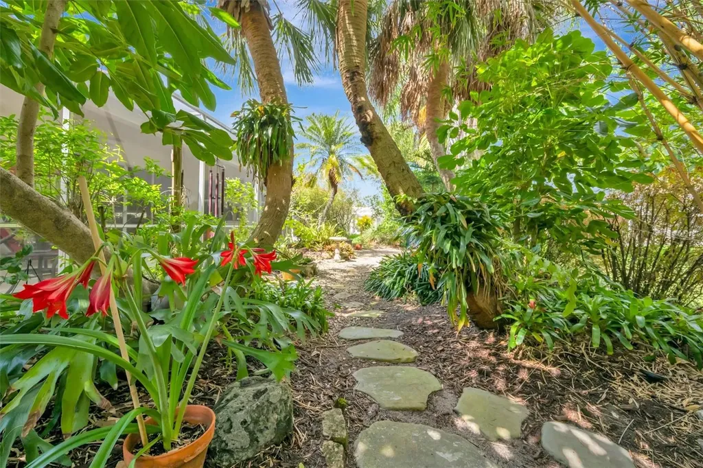 6271 Sturbridge Court Sarasota FL 34238