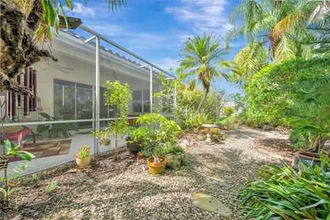 6271 Sturbridge Court Sarasota FL 34238