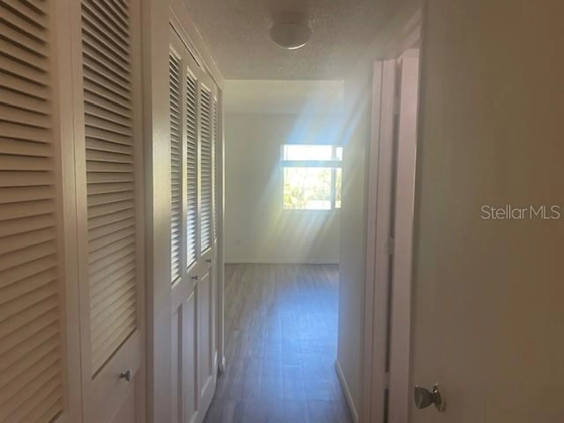 1540 Glen Oaks Drive E Sarasota FL 34232