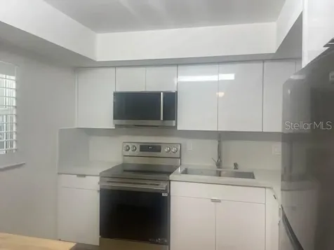 1540 Glen Oaks Drive E Sarasota FL 34232