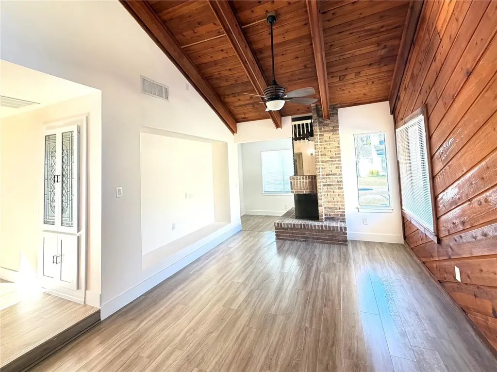 4046 Golfside Drive Orlando FL 32808