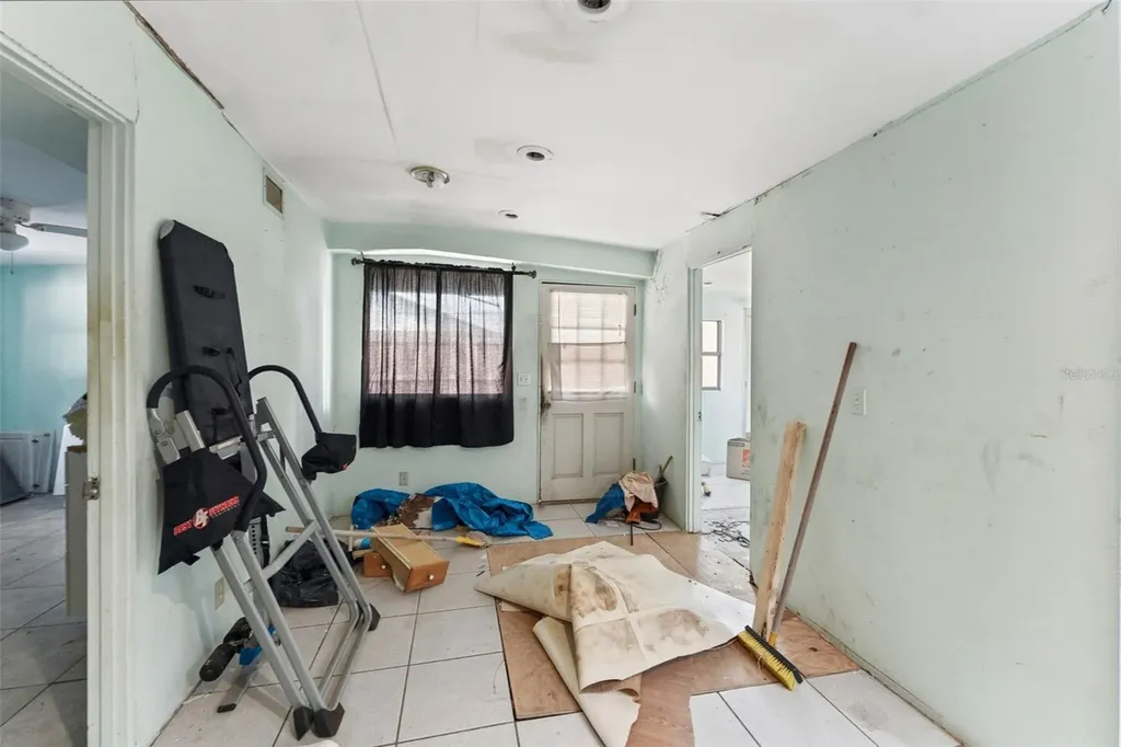 5201 66th Way N St Petersburg FL 33709