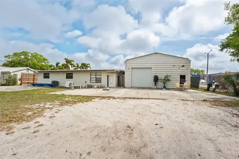 5201 66th Way N St Petersburg FL 33709