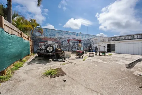 5201 66th Way N St Petersburg FL 33709