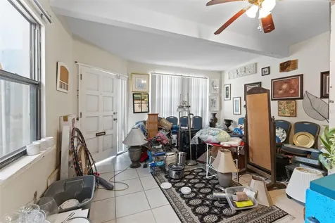 5201 66th Way N St Petersburg FL 33709