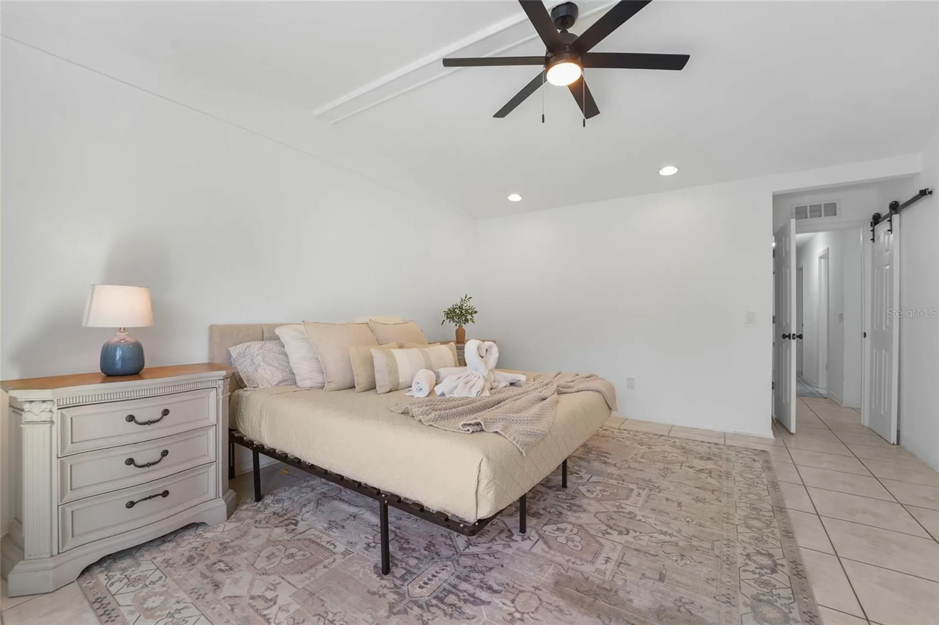 4906 W San Rafael Street Tampa FL 33629