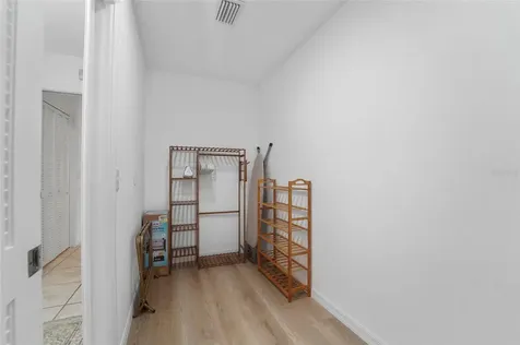 4906 W San Rafael Street Tampa FL 33629