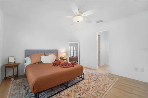 4906 W San Rafael Street Tampa FL 33629