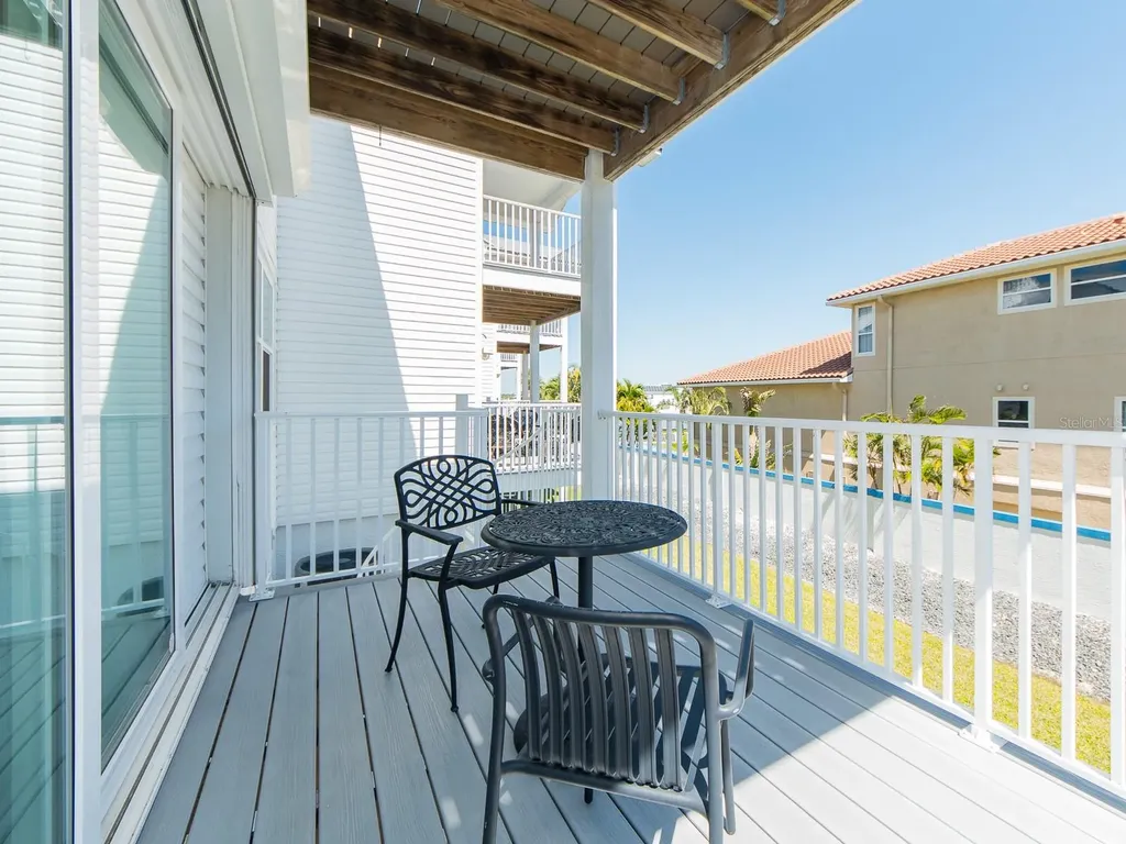 139 Yacht Club Circle North Redington Beach FL 33708