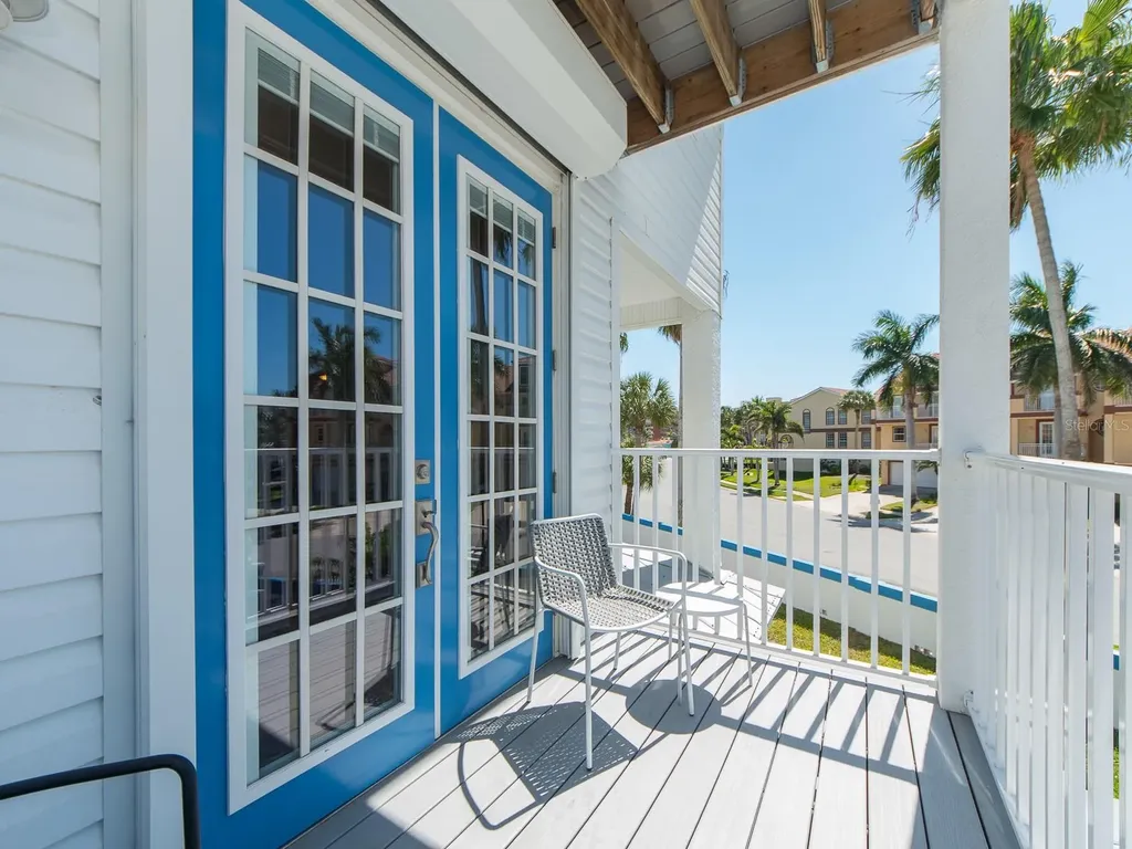 139 Yacht Club Circle North Redington Beach FL 33708