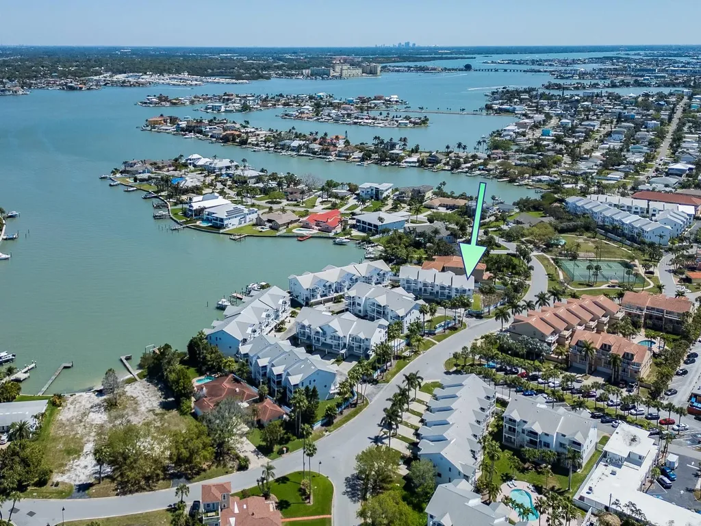 139 Yacht Club Circle North Redington Beach FL 33708