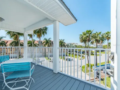 139 Yacht Club Circle North Redington Beach FL 33708