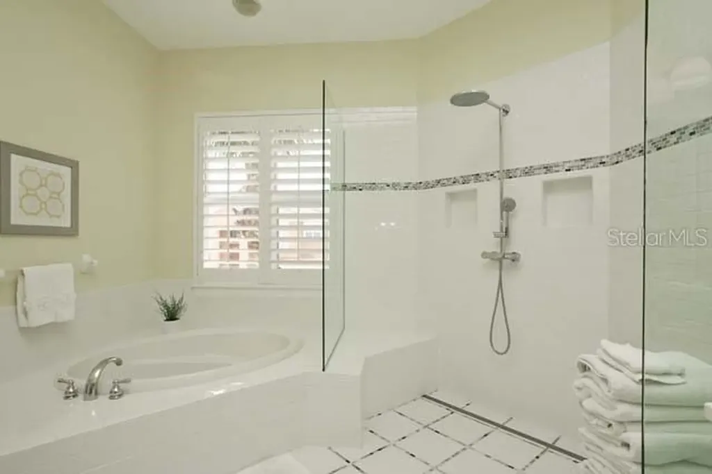 5534 46th Court W Bradenton FL 34210