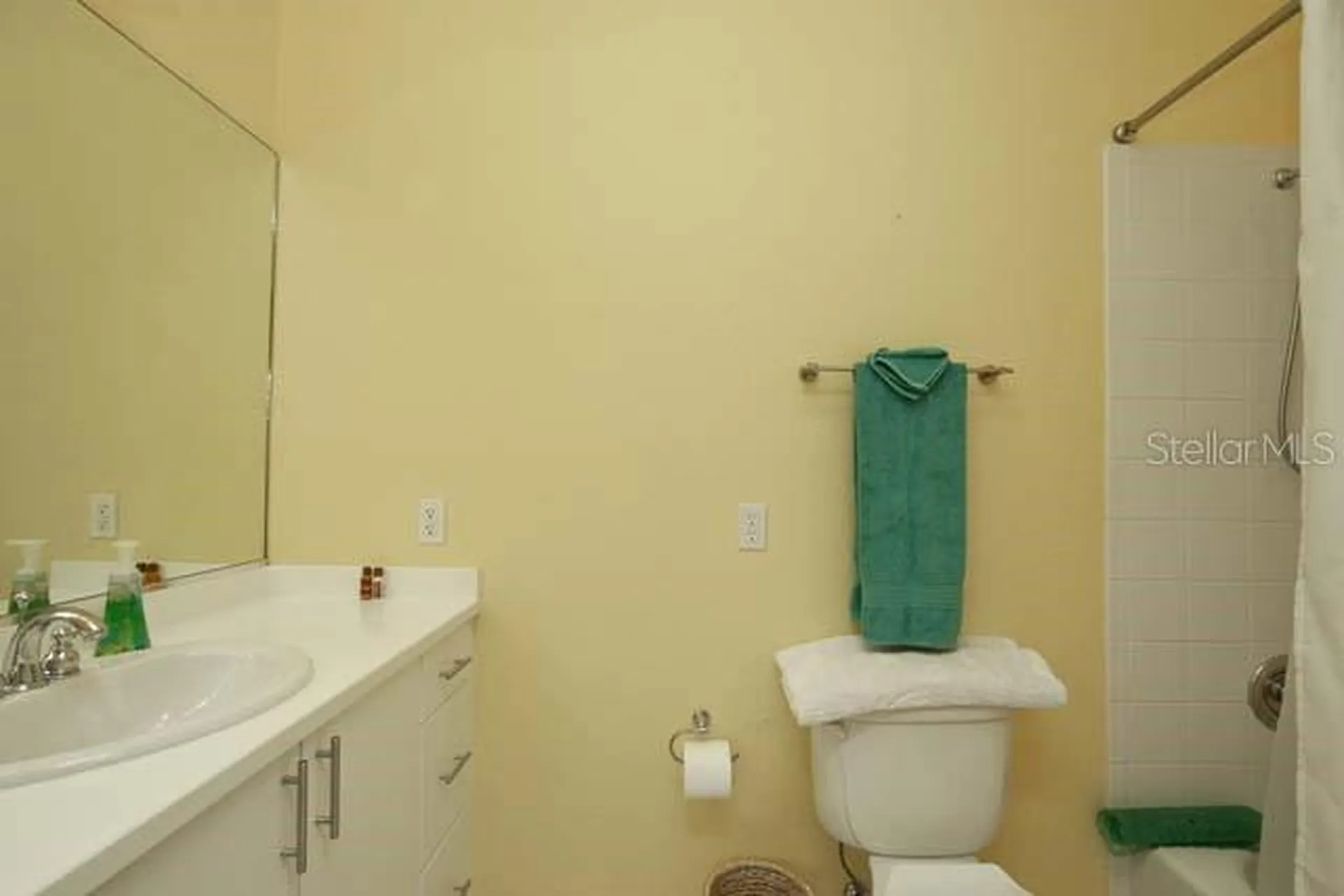 5534 46th Court W Bradenton FL 34210