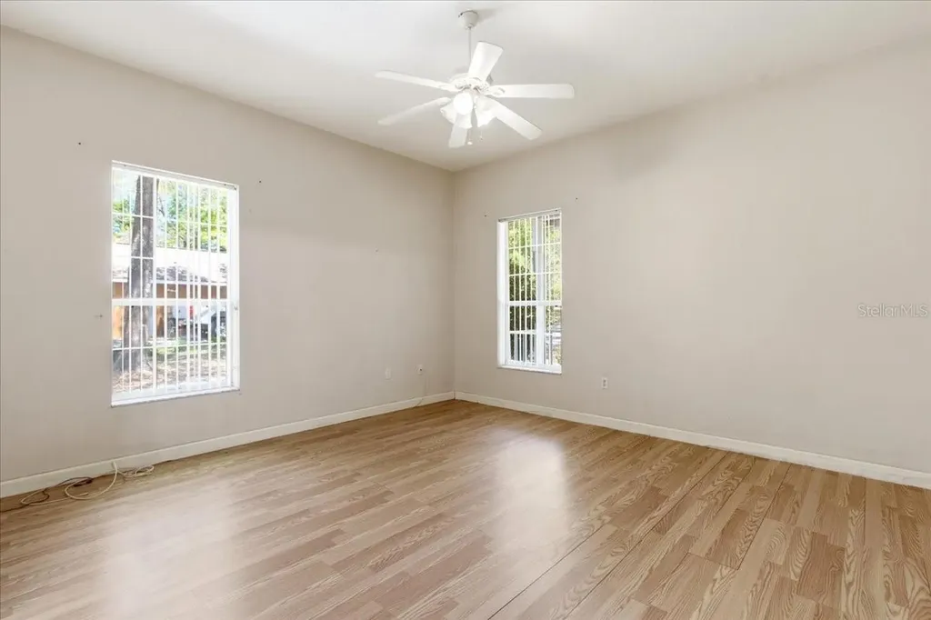 31325 Prestwick Avenue Sorrento FL 32776