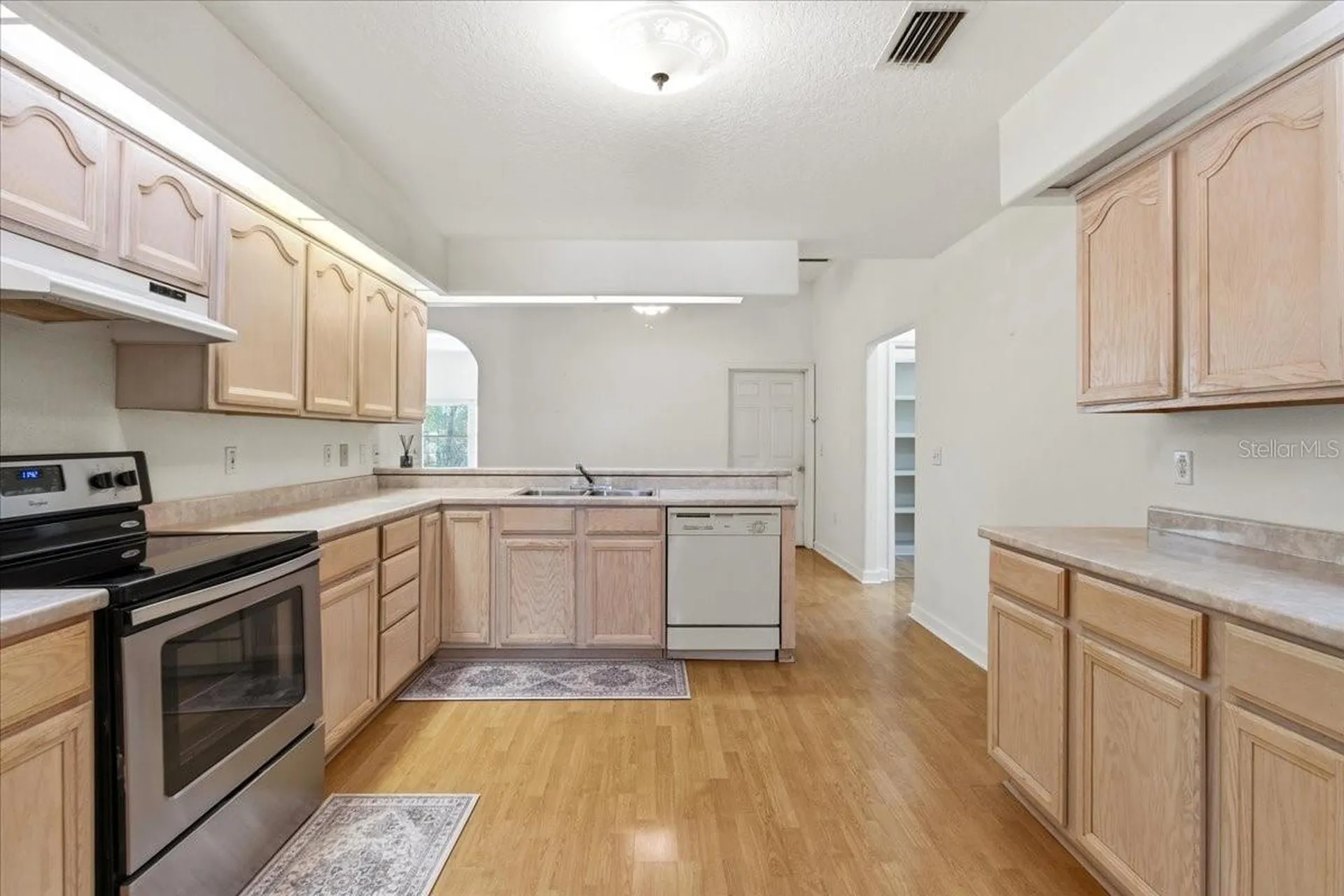 31325 Prestwick Avenue Sorrento FL 32776