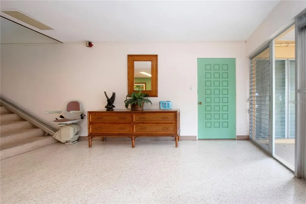 2155 Wood Street Sarasota FL 34237