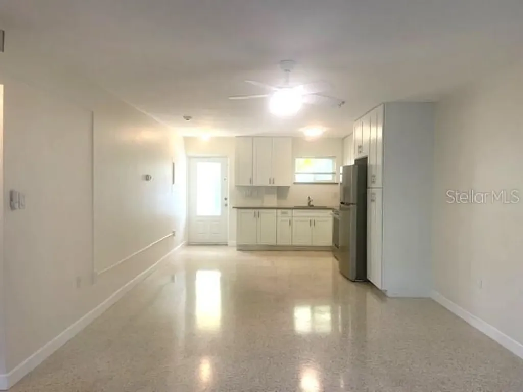 2155 Wood Street Sarasota FL 34237