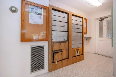 2155 Wood Street Sarasota FL 34237