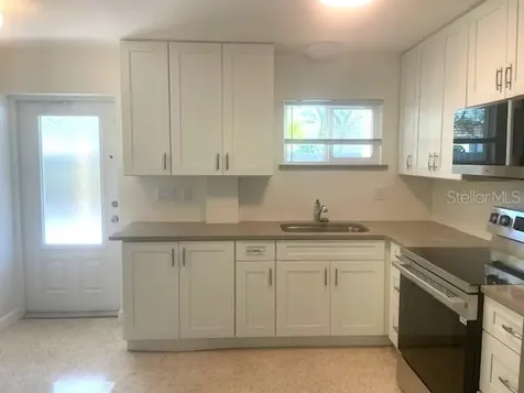 2155 Wood Street Sarasota FL 34237