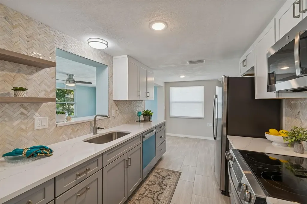 1147 Rushmore Drive Holiday FL 34690