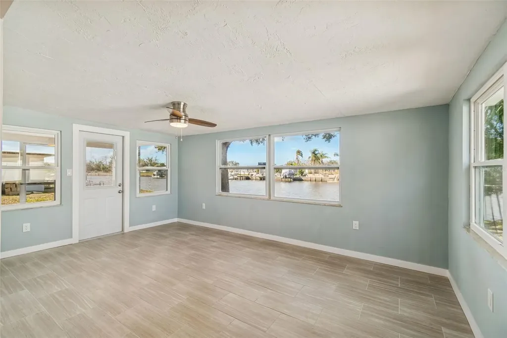 1147 Rushmore Drive Holiday FL 34690