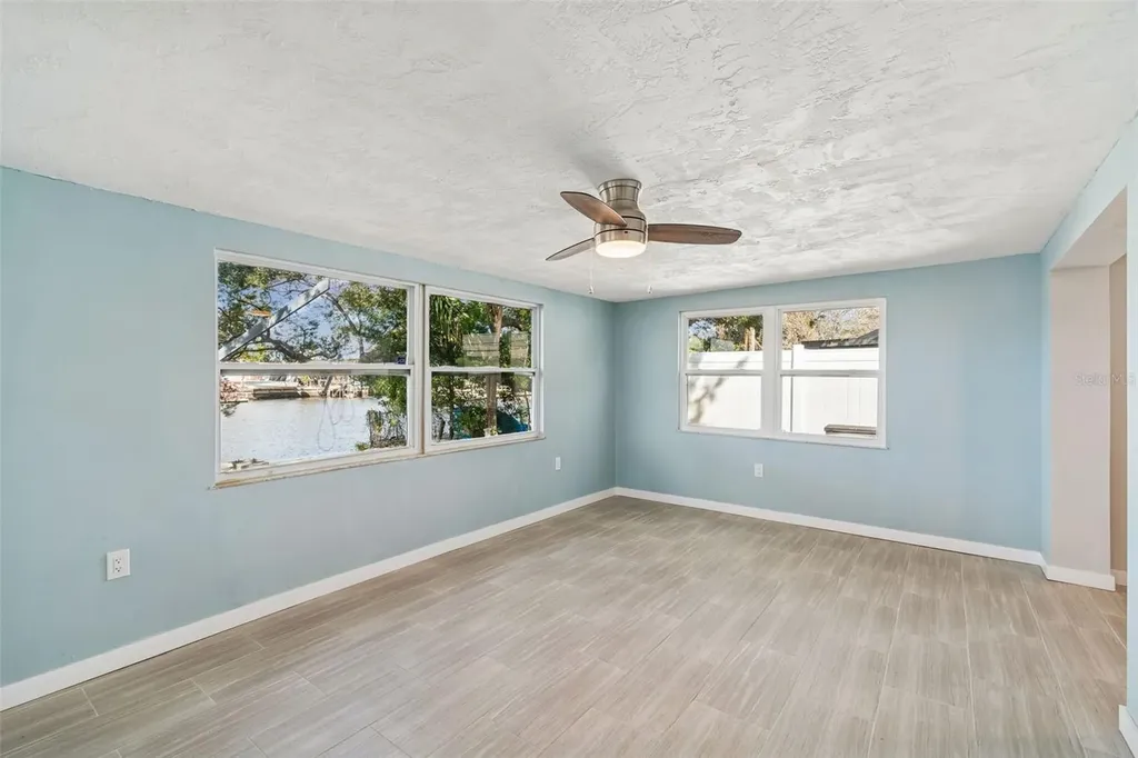 1147 Rushmore Drive Holiday FL 34690