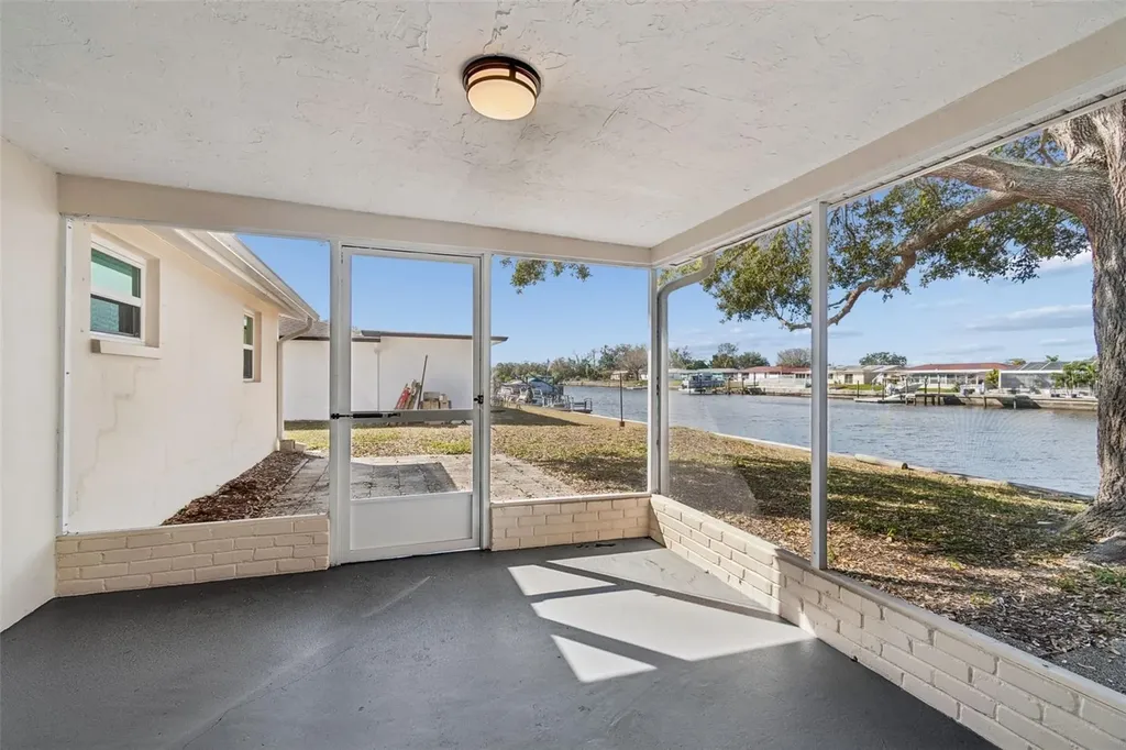 1147 Rushmore Drive Holiday FL 34690