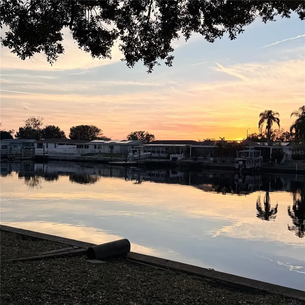 1147 Rushmore Drive Holiday FL 34690