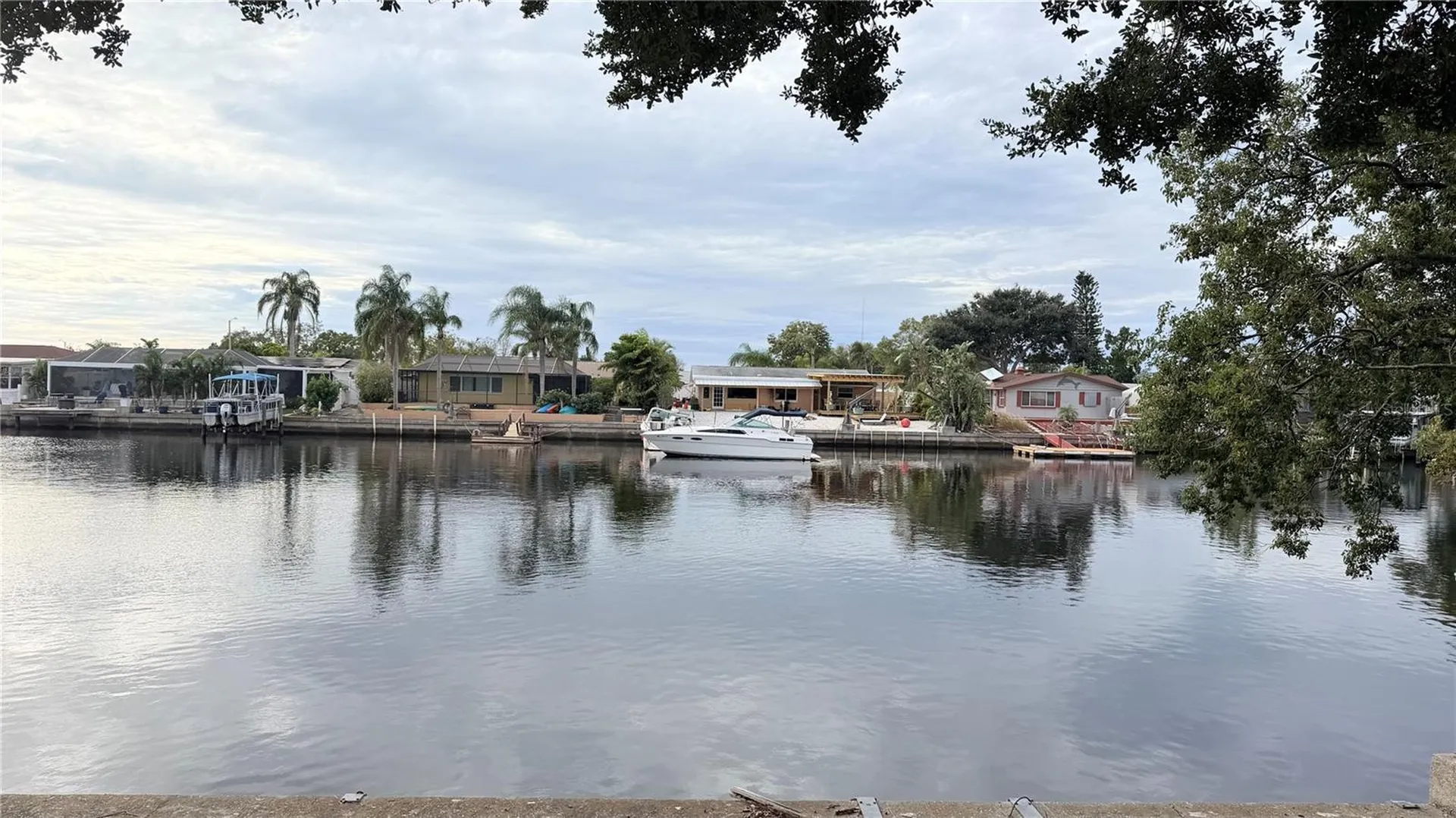 1147 Rushmore Drive Holiday FL 34690