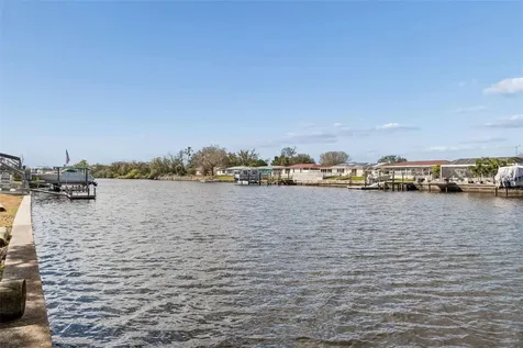 1147 Rushmore Drive Holiday FL 34690