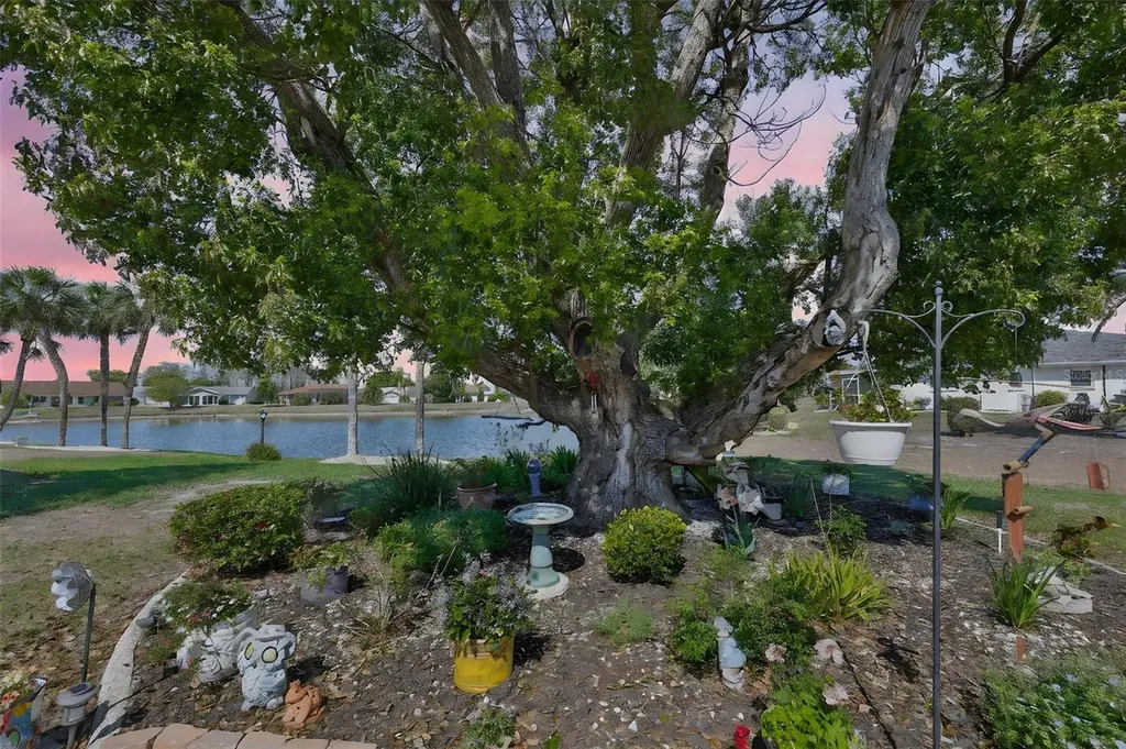 123 Wintersong Lane Sun City Center FL 33573