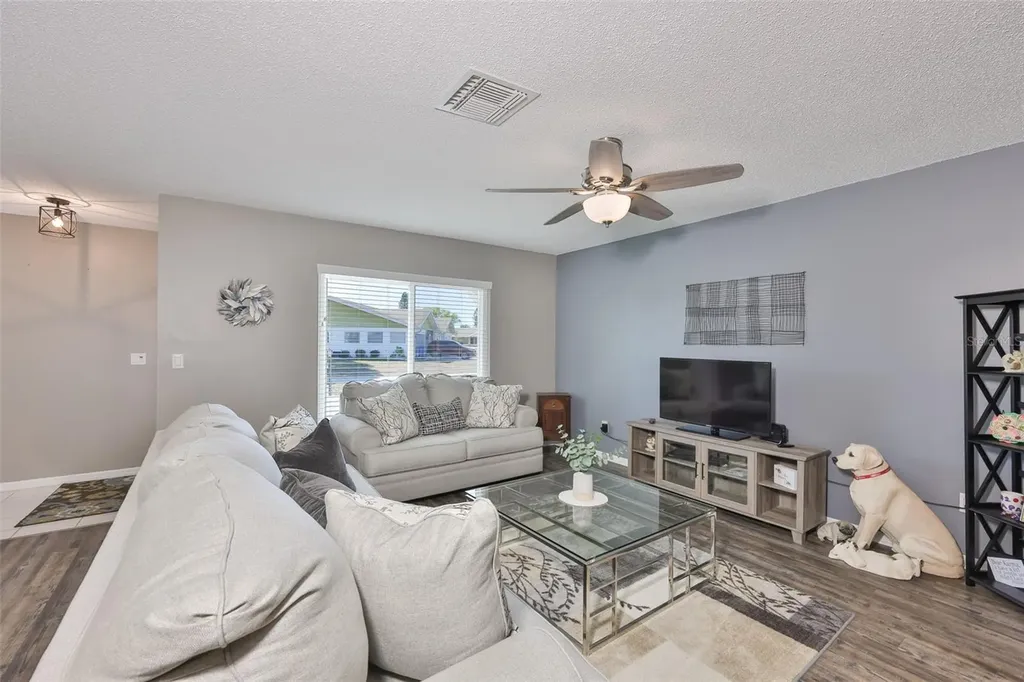 123 Wintersong Lane Sun City Center FL 33573