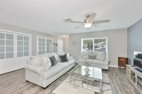 123 Wintersong Lane Sun City Center FL 33573