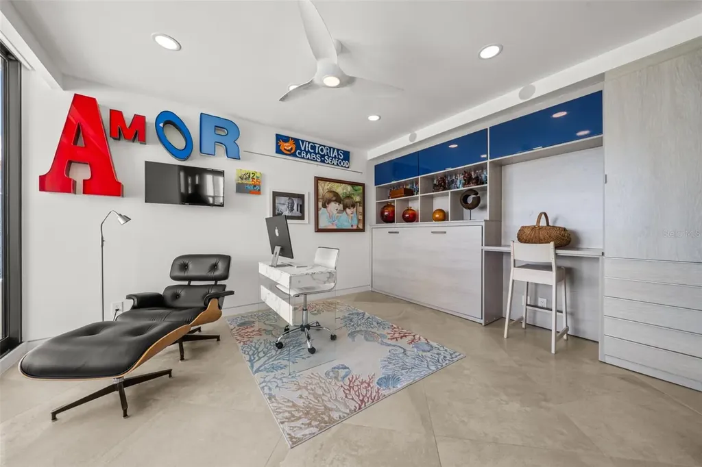 1255 N Gulfstream Avenue Sarasota FL 34236