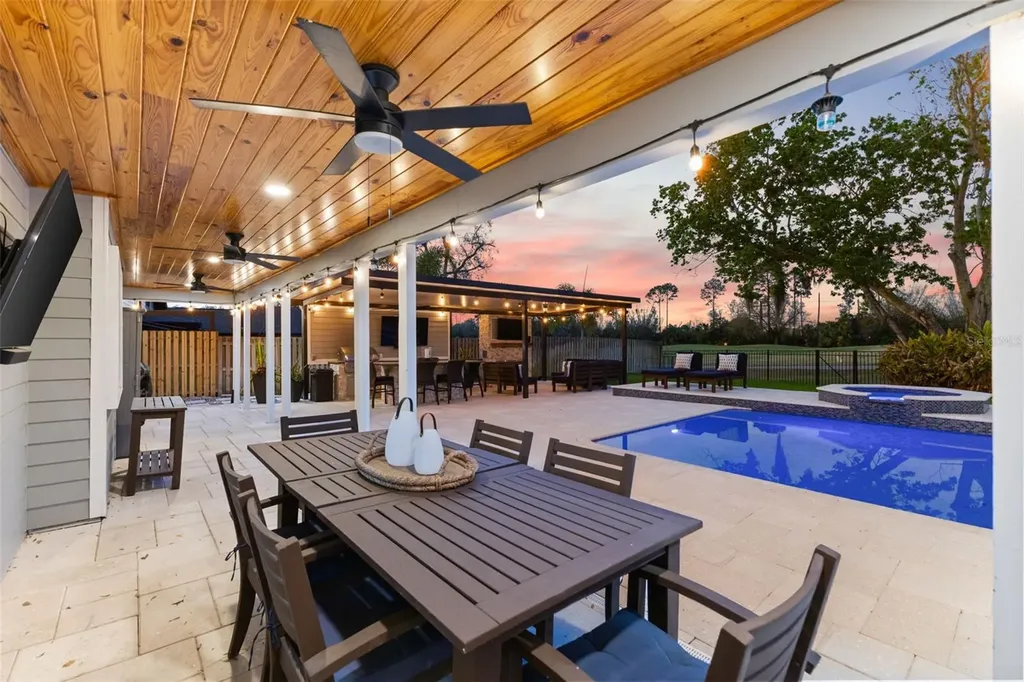 4009 Priory Circle Tampa FL 33618