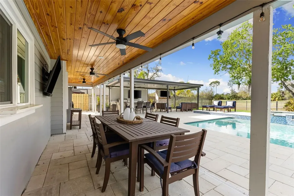 4009 Priory Circle Tampa FL 33618