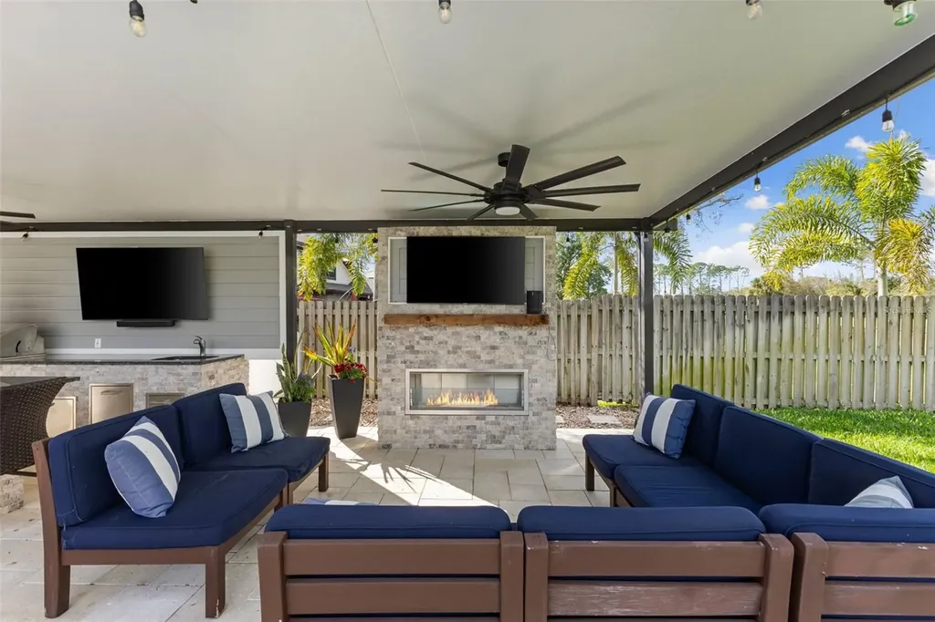 4009 Priory Circle Tampa FL 33618