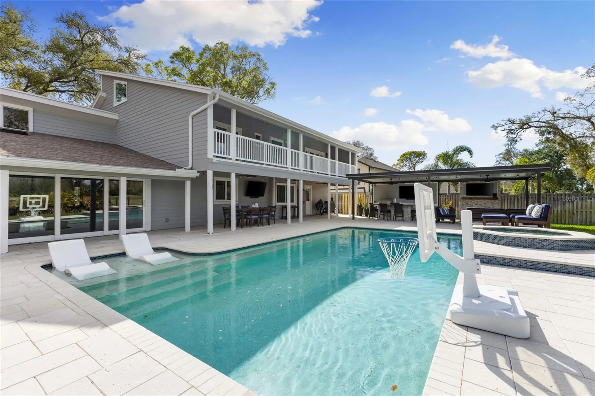 4009 Priory Circle Tampa FL 33618