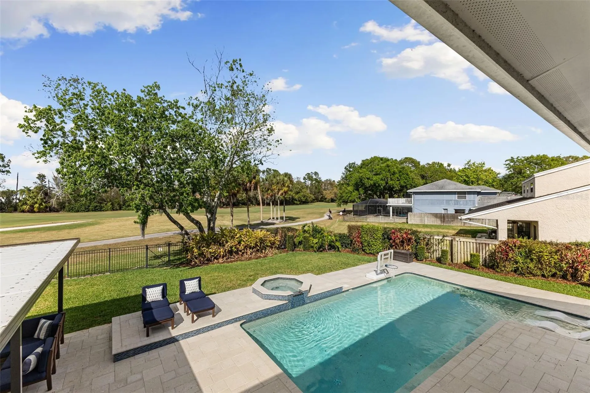 4009 Priory Circle Tampa FL 33618