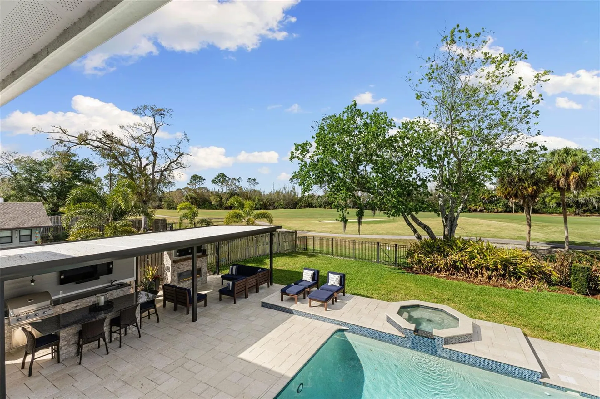 4009 Priory Circle Tampa FL 33618