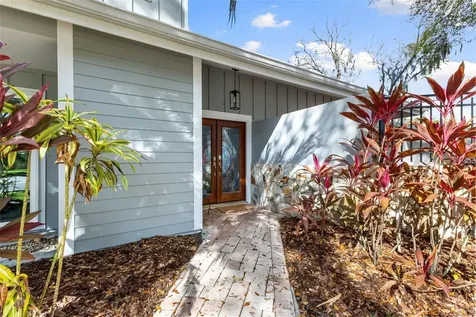 4009 Priory Circle Tampa FL 33618