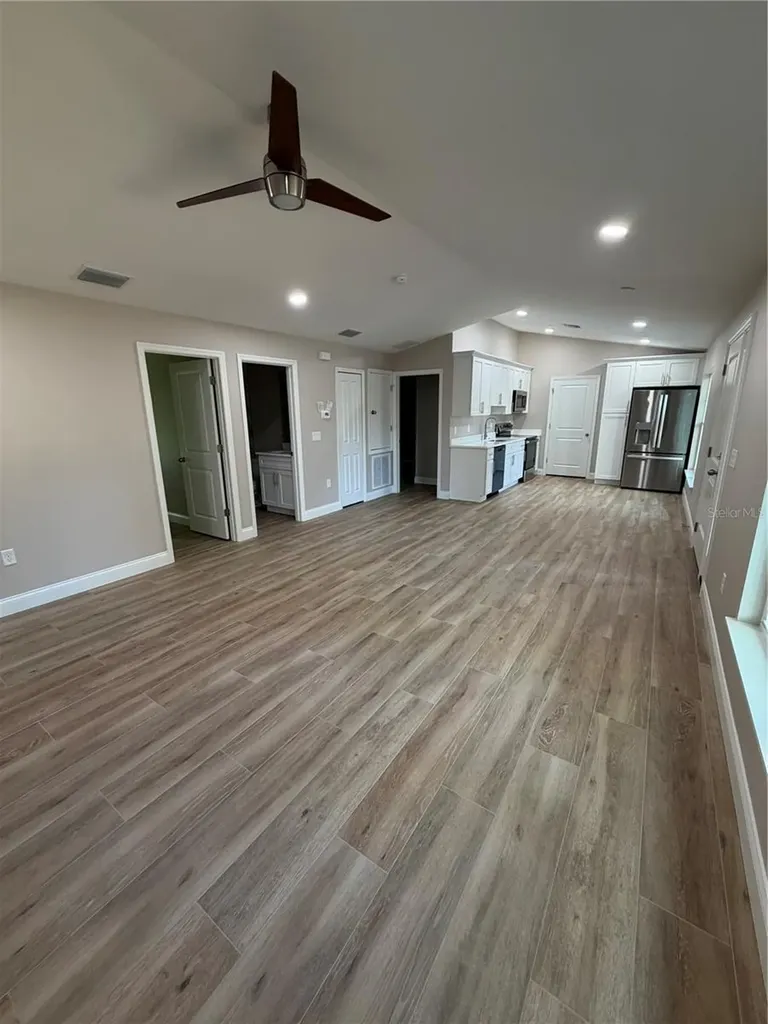 1438 Lake Harney Geneva FL 32732