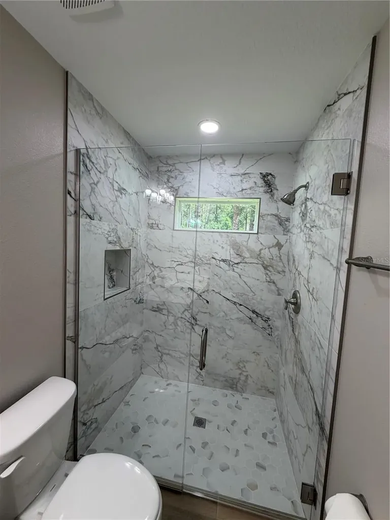 1438 Lake Harney Geneva FL 32732